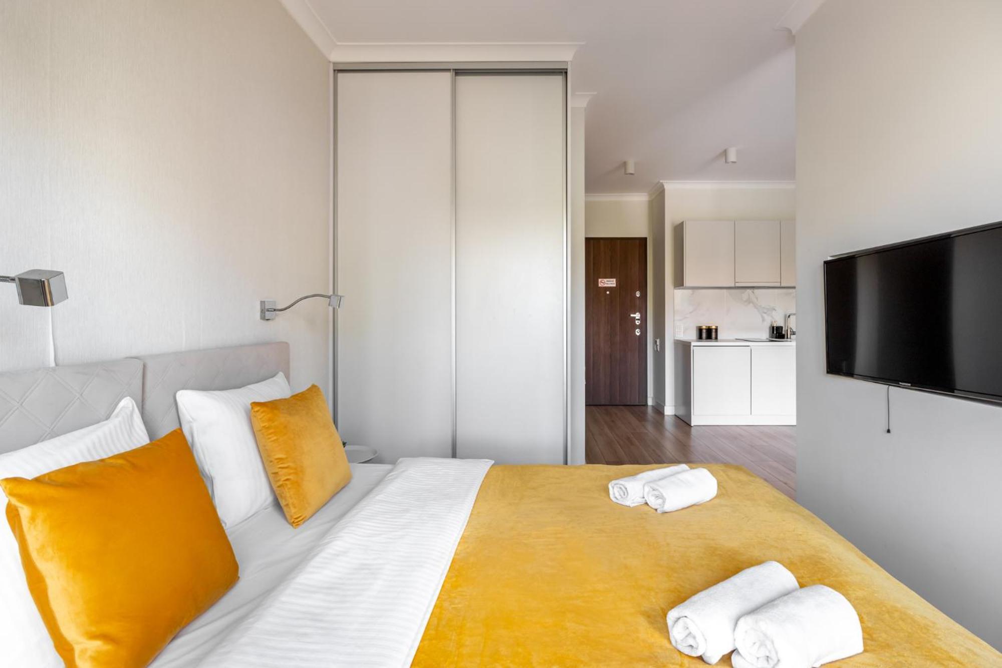 Golden Apartments -City Center - Mennica Residence Warsaw Exterior photo